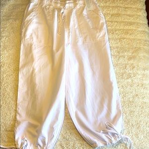 Karen Scott White women’s Capri